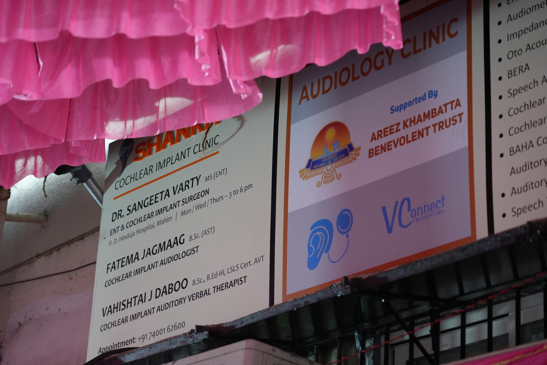 Vconnect Audiology clinic-mumbai for hearing aids